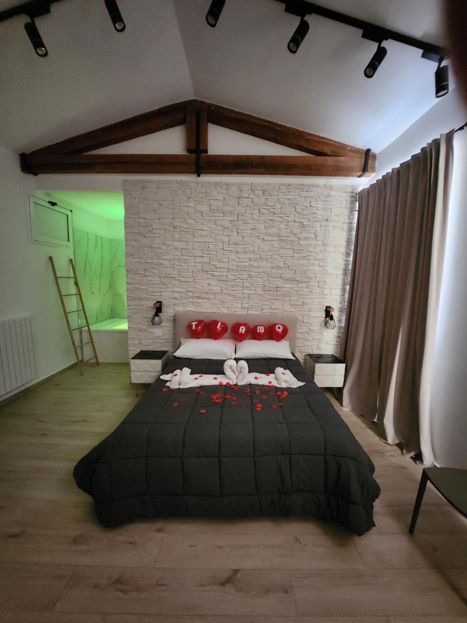 Mangano Suites Palermo Bagian luar foto